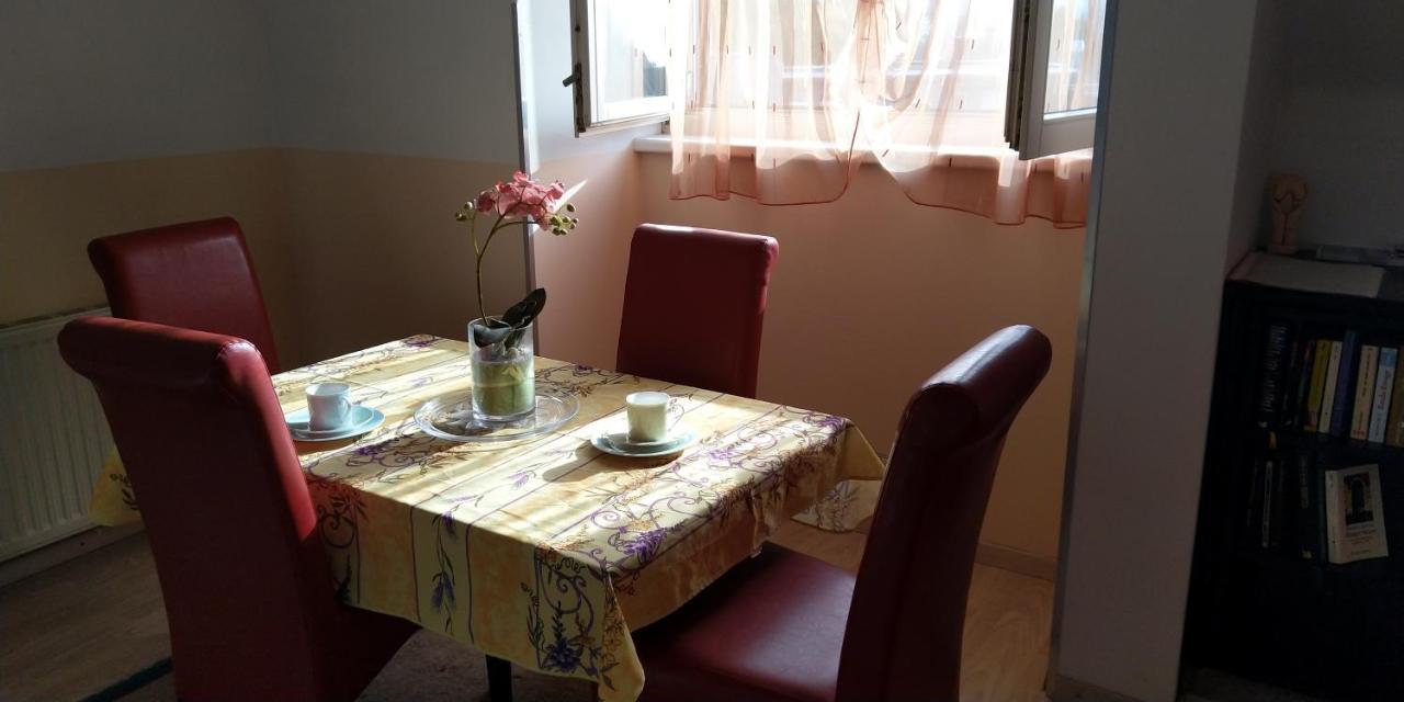 Haus Kiko Apartment เวลเดน อัม เวิร์ทเทอร์ซี ภายนอก รูปภาพ